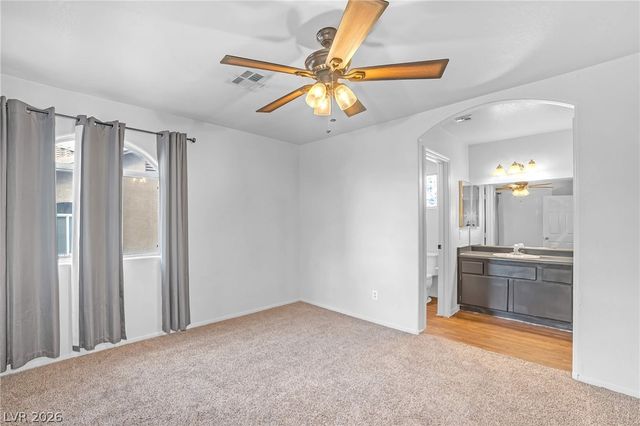 555 Roxella Lane B, Las Vegas, NV 89110