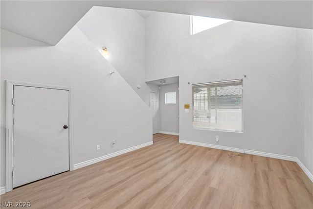 555 Roxella Lane B, Las Vegas, NV 89110