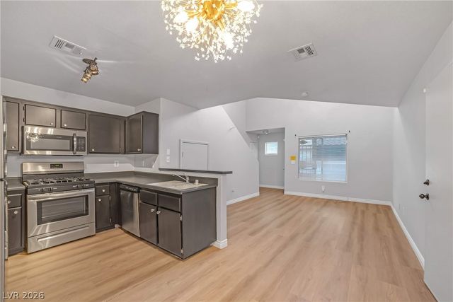 555 Roxella Lane B, Las Vegas, NV 89110