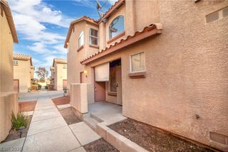 555 Roxella Lane B, Las Vegas, NV 89110
