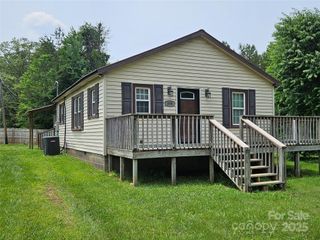 1058 Hunter Street, Morganton, NC 28655