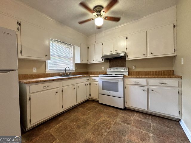 405 Elder Road, Griffin, GA 30223