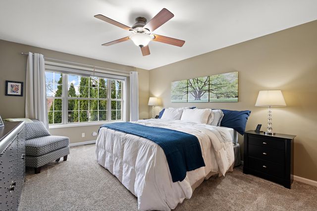 82 Scotscraig Drive, Valparaiso, IN 46385