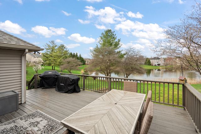82 Scotscraig Drive, Valparaiso, IN 46385