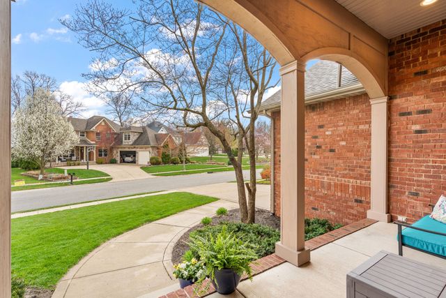 82 Scotscraig Drive, Valparaiso, IN 46385