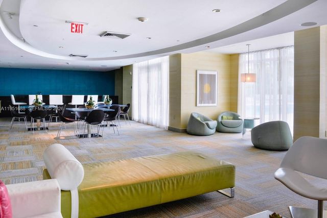 950 Brickell Bay Dr 1905, Miami, FL 33131