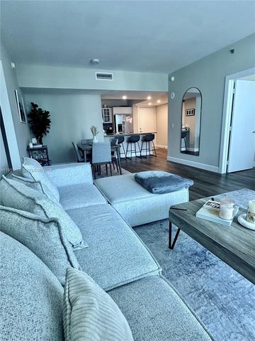 950 Brickell Bay Dr 1905, Miami, FL 33131