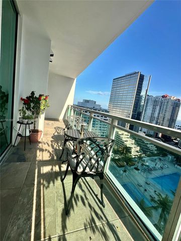 950 Brickell Bay Dr 1905, Miami, FL 33131