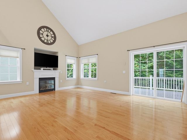 57 Zain Circle 57, Milford, MA 01757