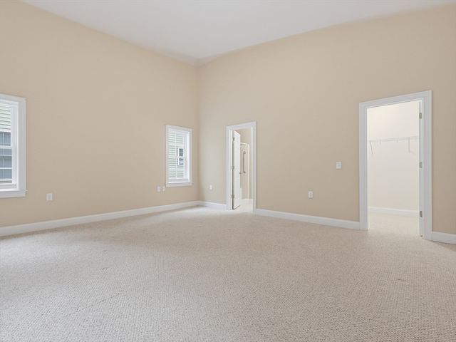 57 Zain Circle 57, Milford, MA 01757