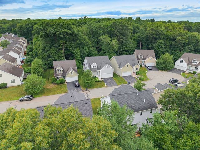 57 Zain Circle 57, Milford, MA 01757