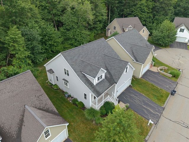 57 Zain Circle 57, Milford, MA 01757