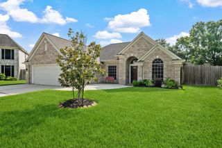 10323 Otter Circle, Baytown, TX 77523