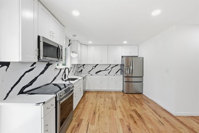 39 Hiland Road, Charlton, MA 01507