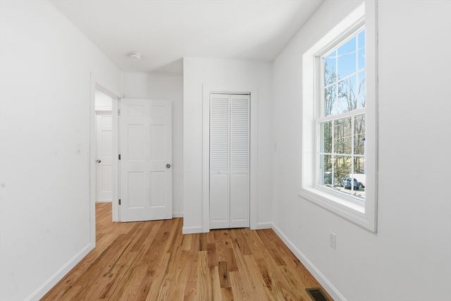 39 Hiland Road, Charlton, MA 01507