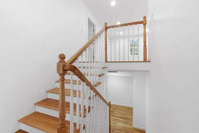 39 Hiland Road, Charlton, MA 01507
