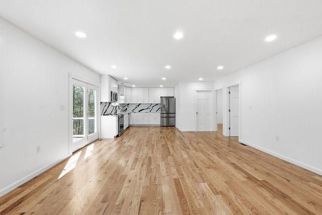 39 Hiland Road, Charlton, MA 01507