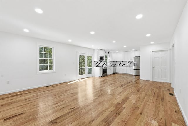 39 Hiland Road, Charlton, MA 01507