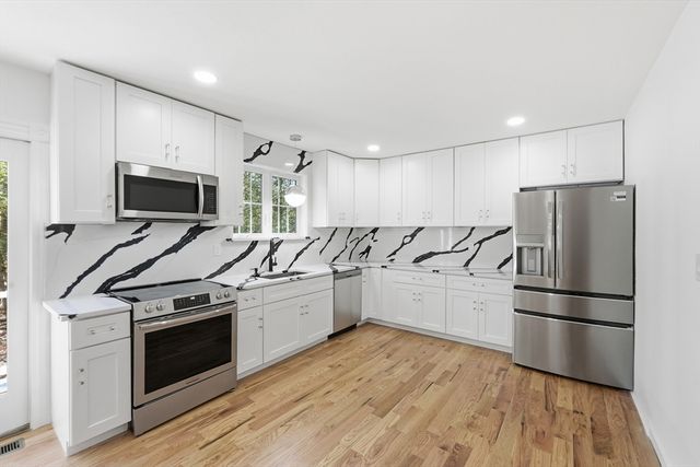 39 Hiland Road, Charlton, MA 01507