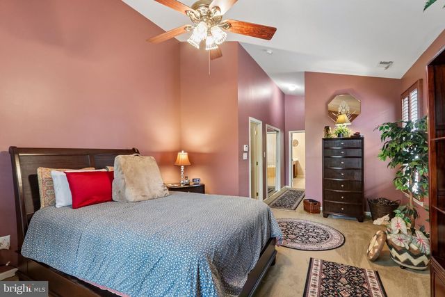 39 DANBURY RD, Woolwich Twp, NJ 08085