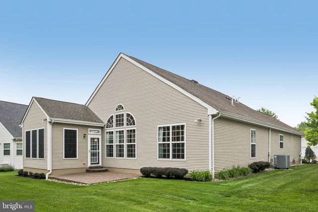 39 DANBURY RD, Woolwich Twp, NJ 08085