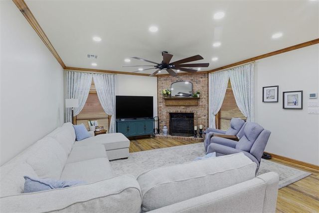 1470 Tan Tara Circle, Moss Bluff, LA 70611
