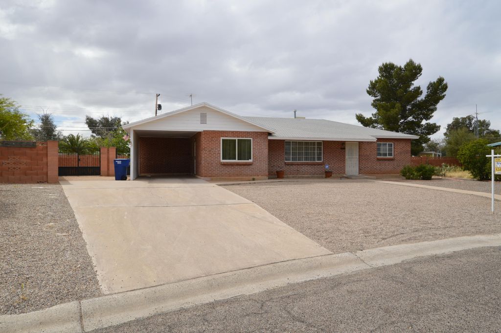 1456 S Avenida Sirio, Tucson, AZ 85710