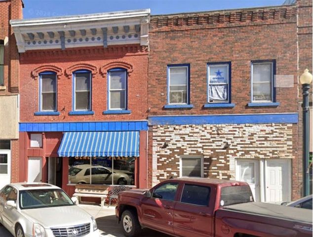 117 S Main Street, Elkader, IA 52043