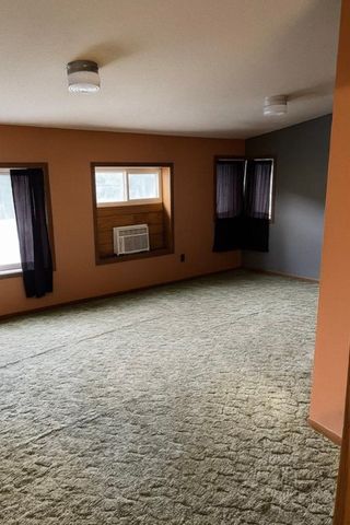 117 S Main Street, Elkader, IA 52043