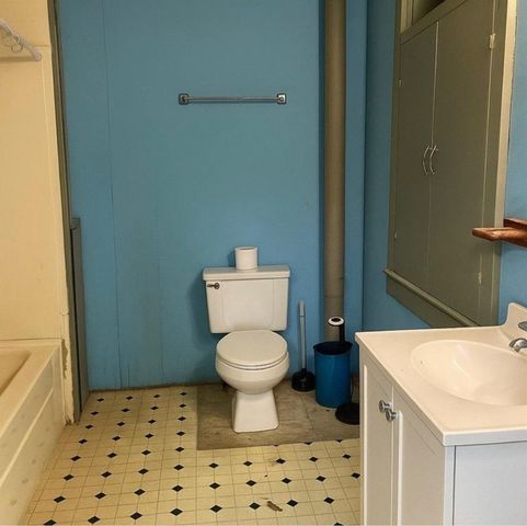 117 S Main Street, Elkader, IA 52043