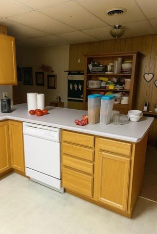 117 S Main Street, Elkader, IA 52043