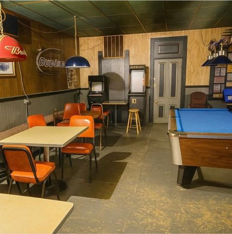 117 S Main Street, Elkader, IA 52043