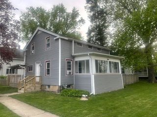 230 E ELM Street, Sycamore, IL 60178