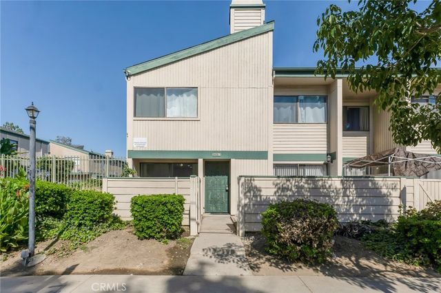 8430 Langdon Avenue 1, North Hills, CA 91343