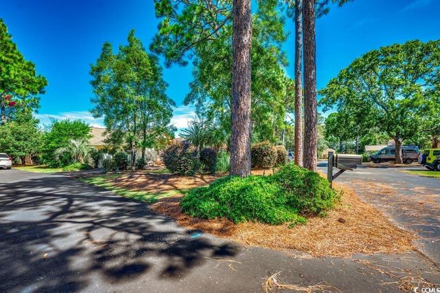 8 Martinique Dr., Myrtle Beach, SC 29572