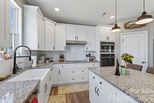 3074 Falling Stone Circle, Indian Trail, NC 28079