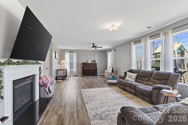 3074 Falling Stone Circle, Indian Trail, NC 28079