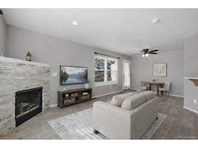 3147 Hearthridge Cir, Colorado Springs, CO 80918