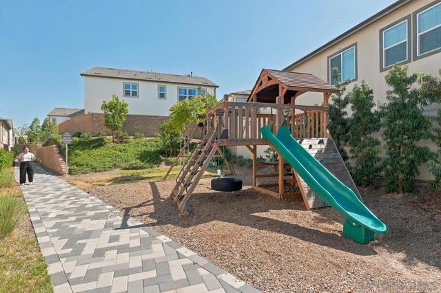 8246 Waverly, San Diego, CA 92129