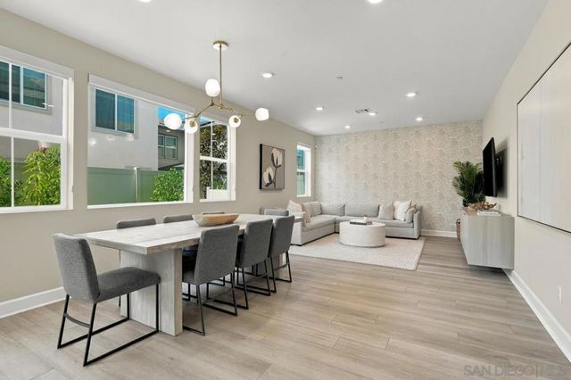 8246 Waverly, San Diego, CA 92129