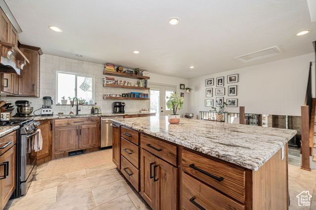 1817 W 150 N, West Point, UT 84015