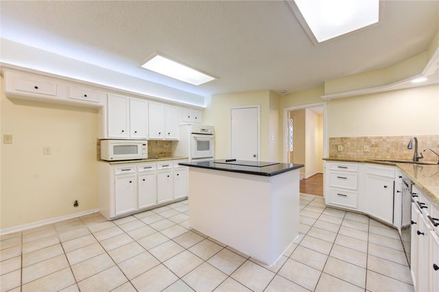 12810 Chaseland Lane, Houston, TX 77077