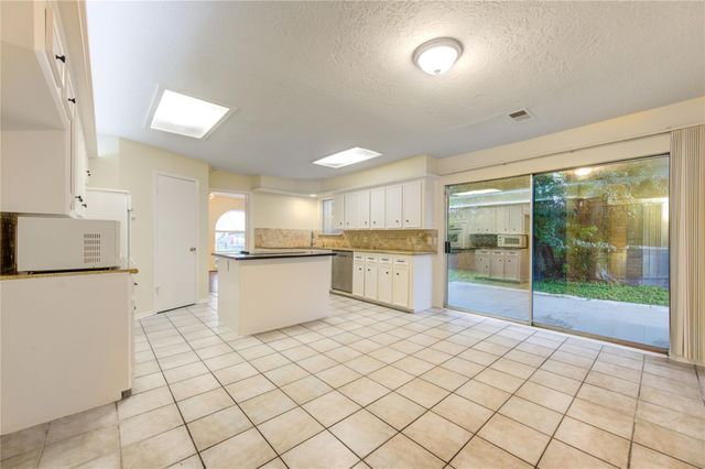 12810 Chaseland Lane, Houston, TX 77077
