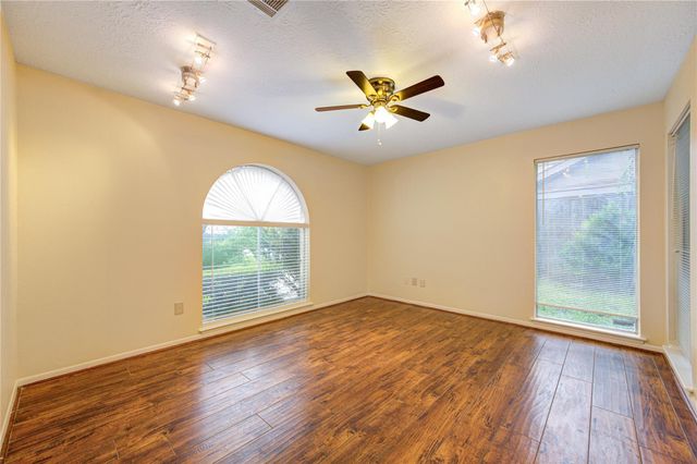 12810 Chaseland Lane, Houston, TX 77077