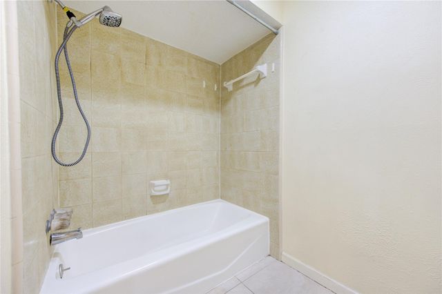 12810 Chaseland Lane, Houston, TX 77077