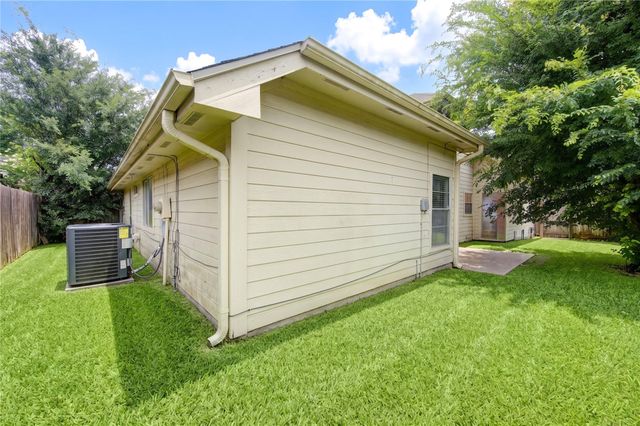 12810 Chaseland Lane, Houston, TX 77077
