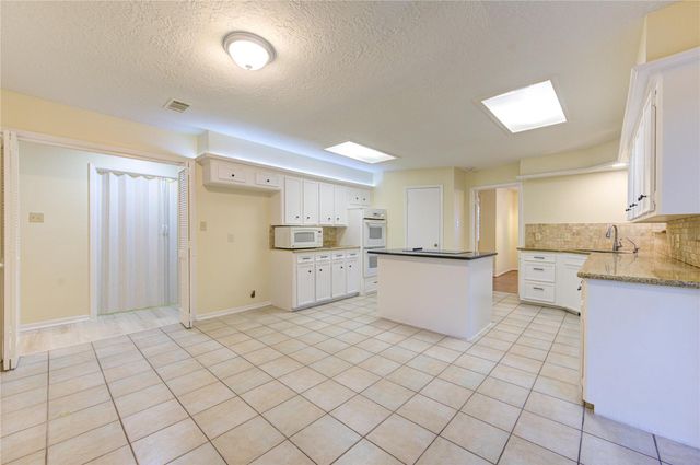 12810 Chaseland Lane, Houston, TX 77077