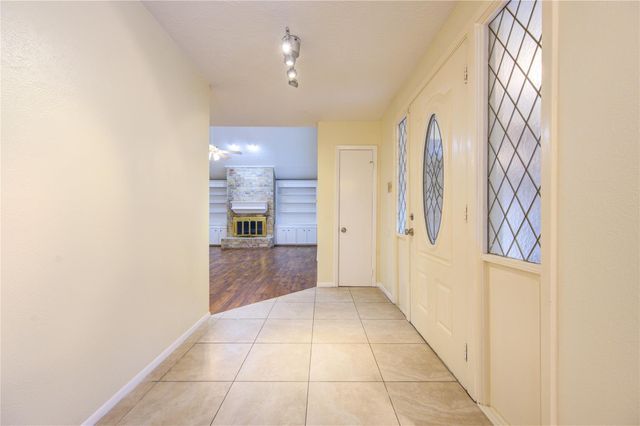 12810 Chaseland Lane, Houston, TX 77077