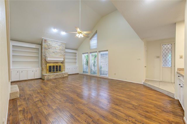12810 Chaseland Lane, Houston, TX 77077