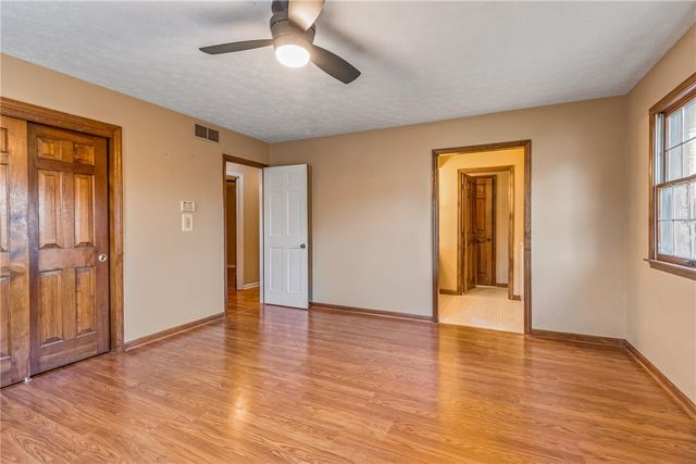 610 W Alex Bell Road, Washington Twp, OH 45459